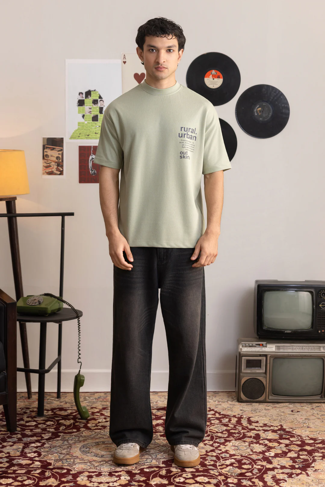 Oversized Graphic T-Shirt - D145 - Image 4