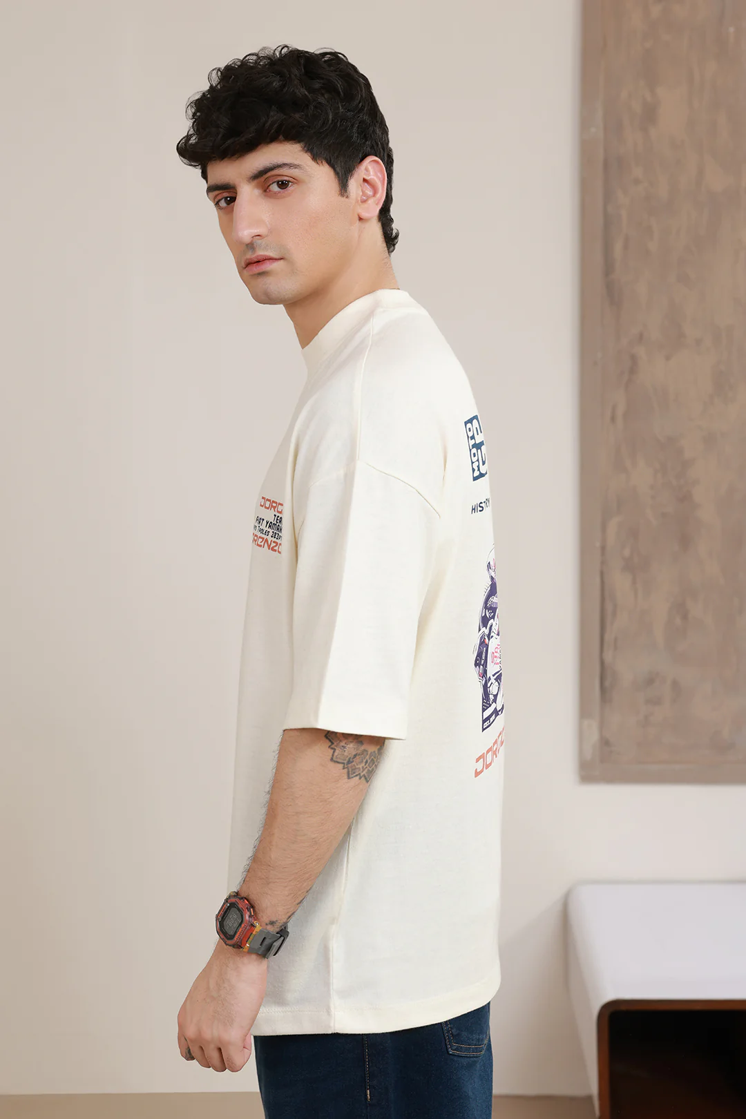 Oversized Graphic T-Shirt - D147 - Image 4