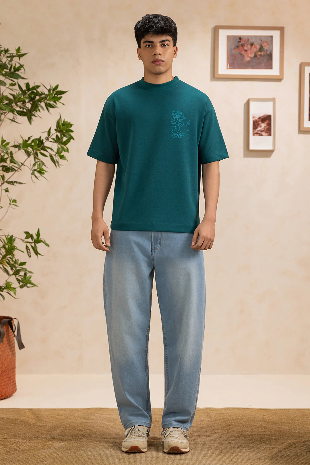 Oversized Graphic T-Shirt - D006 - Image 6