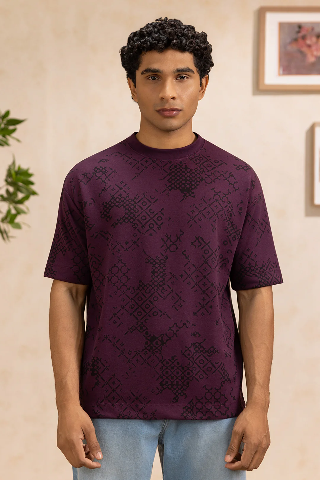 Oversized Graphic T-Shirt - D012