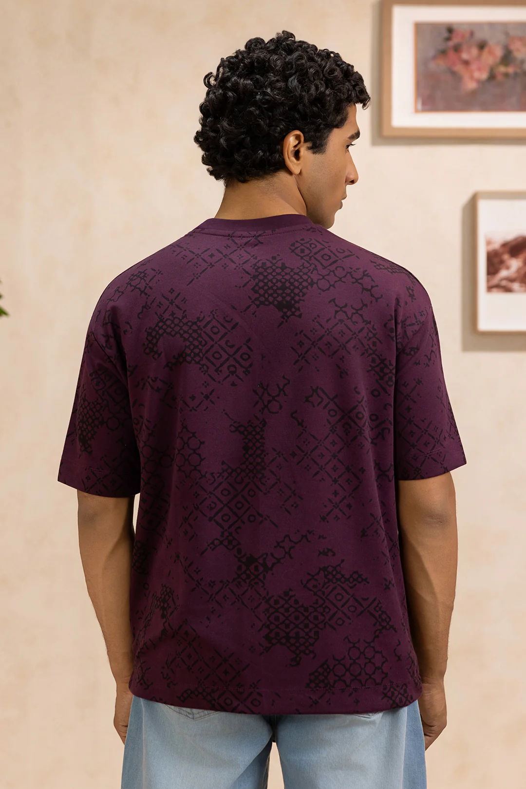 Oversized Graphic T-Shirt - D012 - Image 4