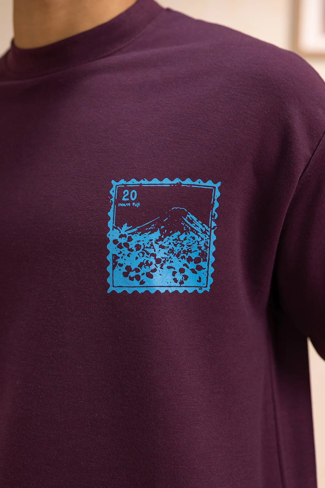 Oversized Graphic T-Shirt - D013 - Image 3