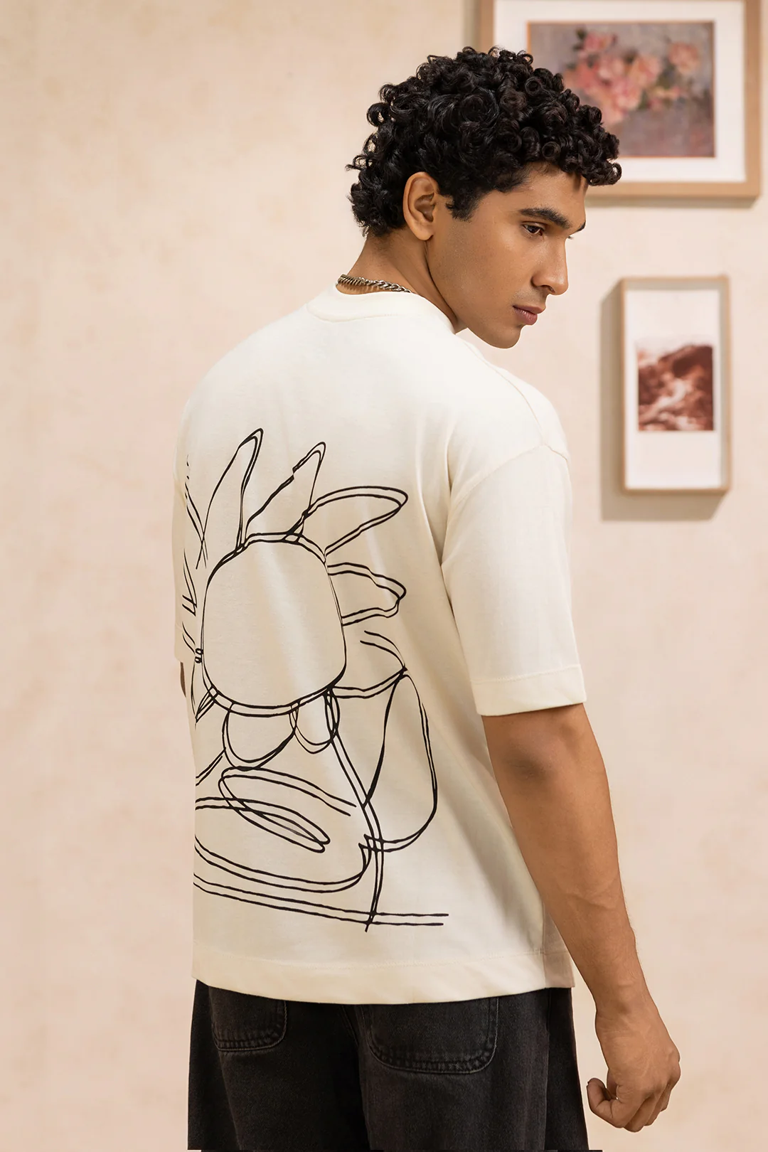 Oversized Graphic T-Shirt - D032