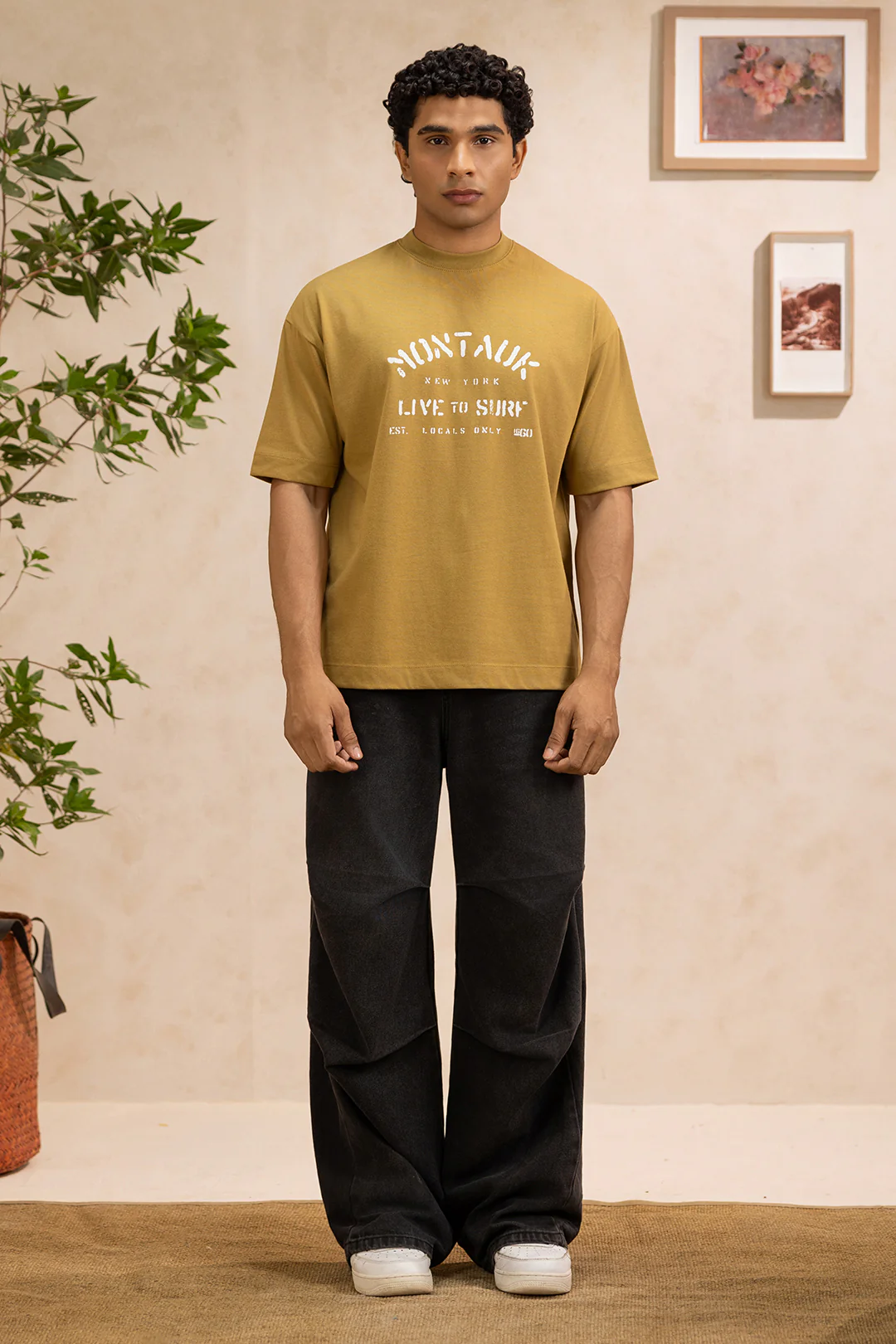 Oversized Graphic T-Shirt - D058 - Image 2