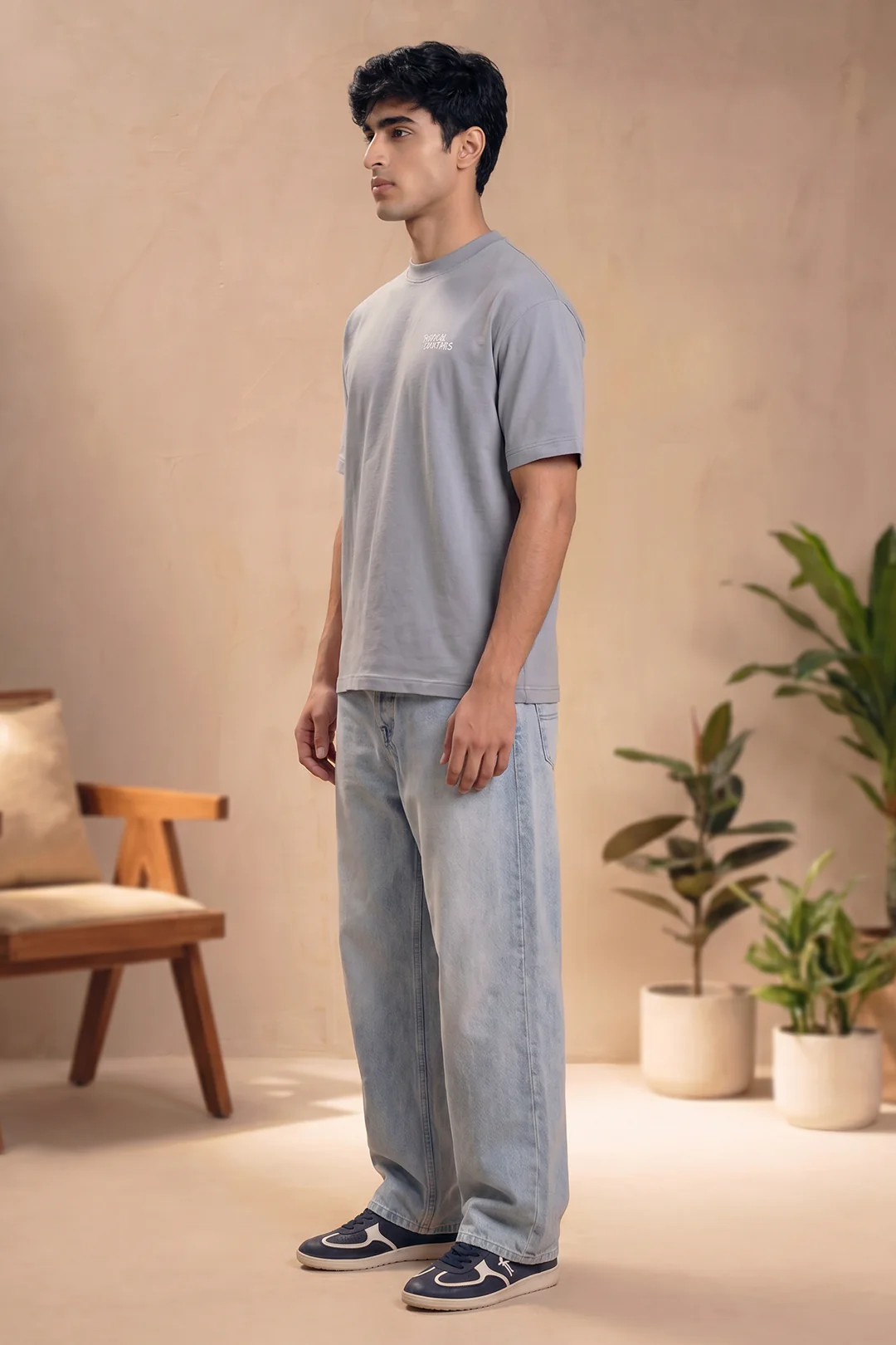 Oversized Graphic T-Shirt - D062 - Image 5