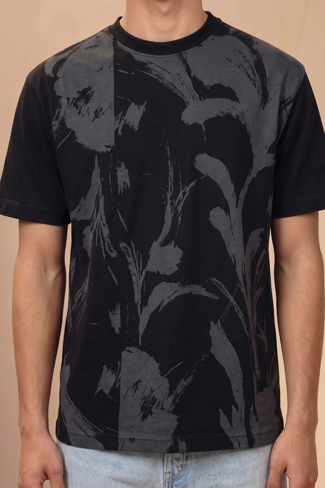 Relax Graphic T-Shirt - X007 - Image 4