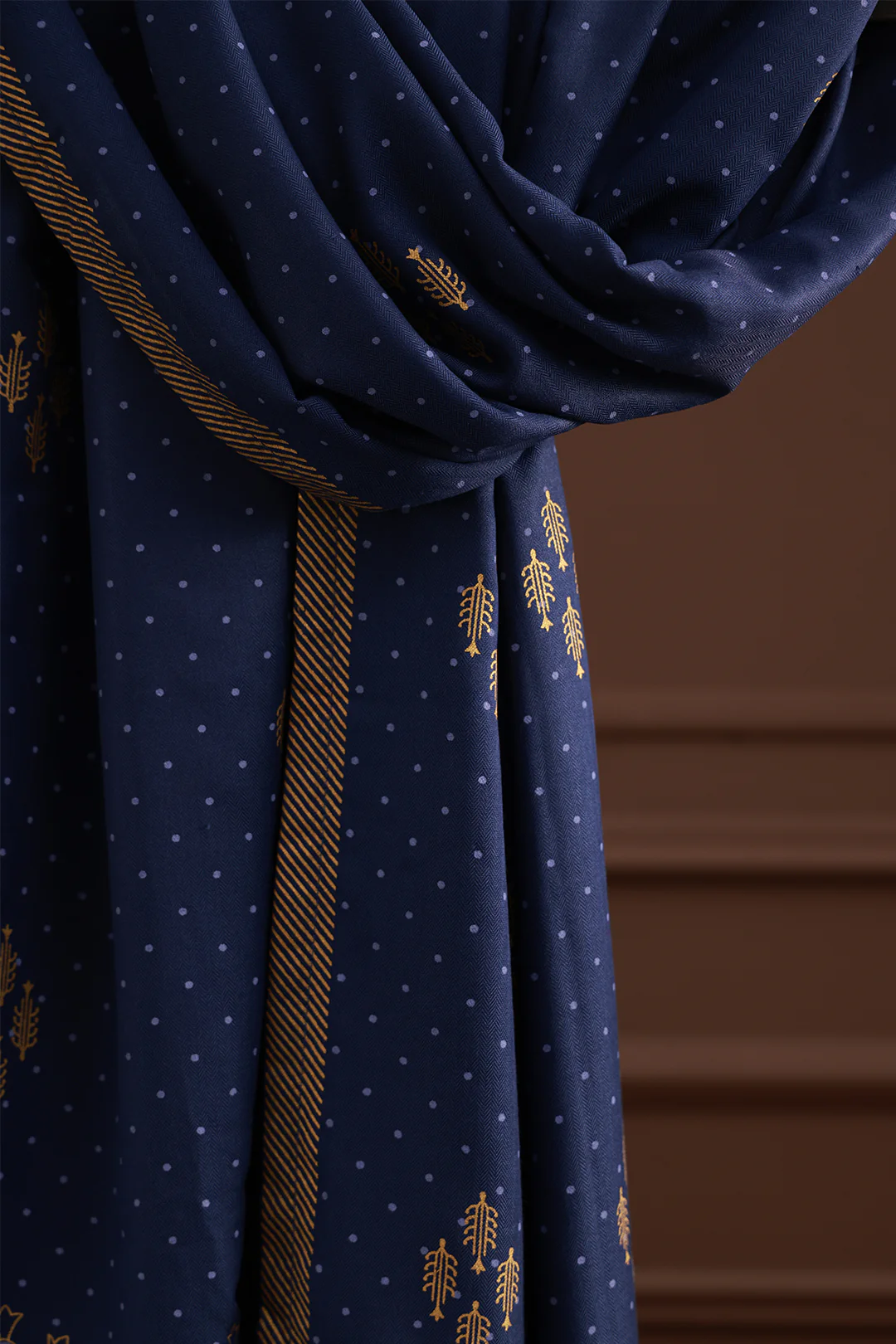 Shawl - 1001 - Image 4