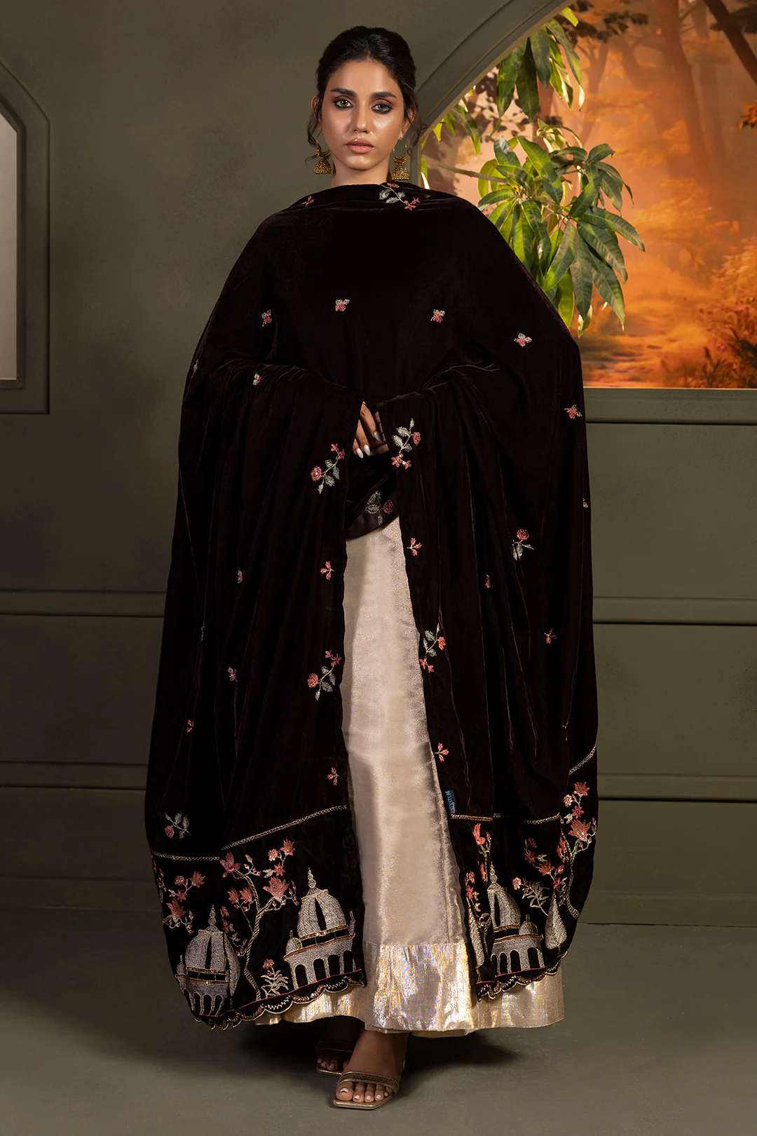 Zari Embroidered Shawl - 0029