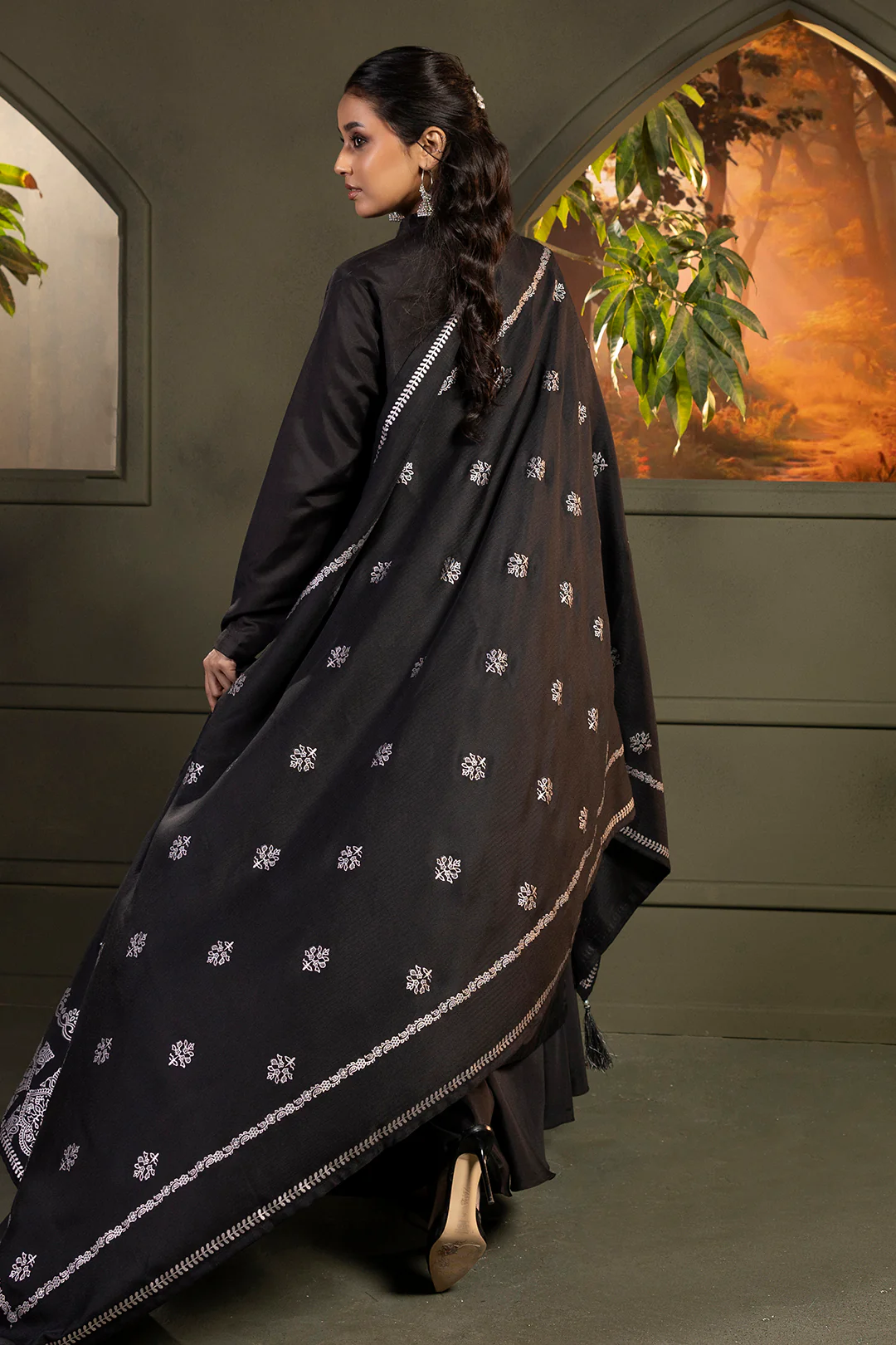 Shawl - 0001 - Image 18