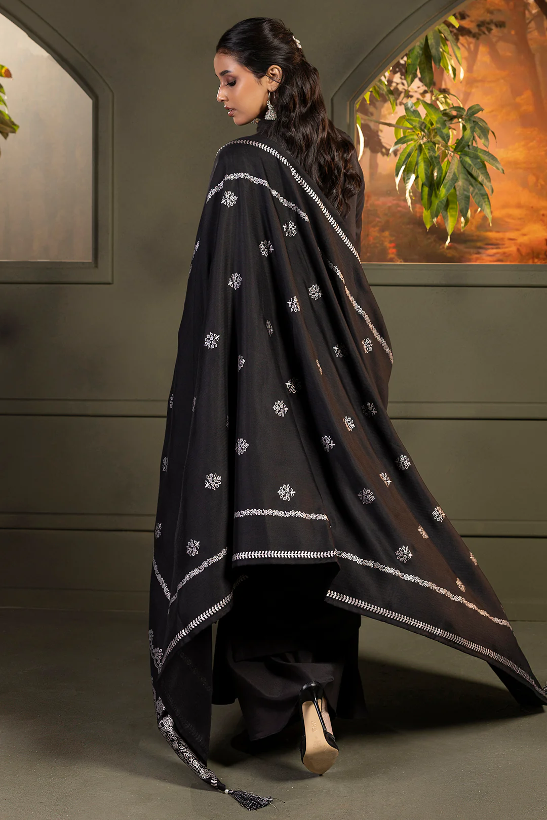 Shawl - 0001 - Image 3