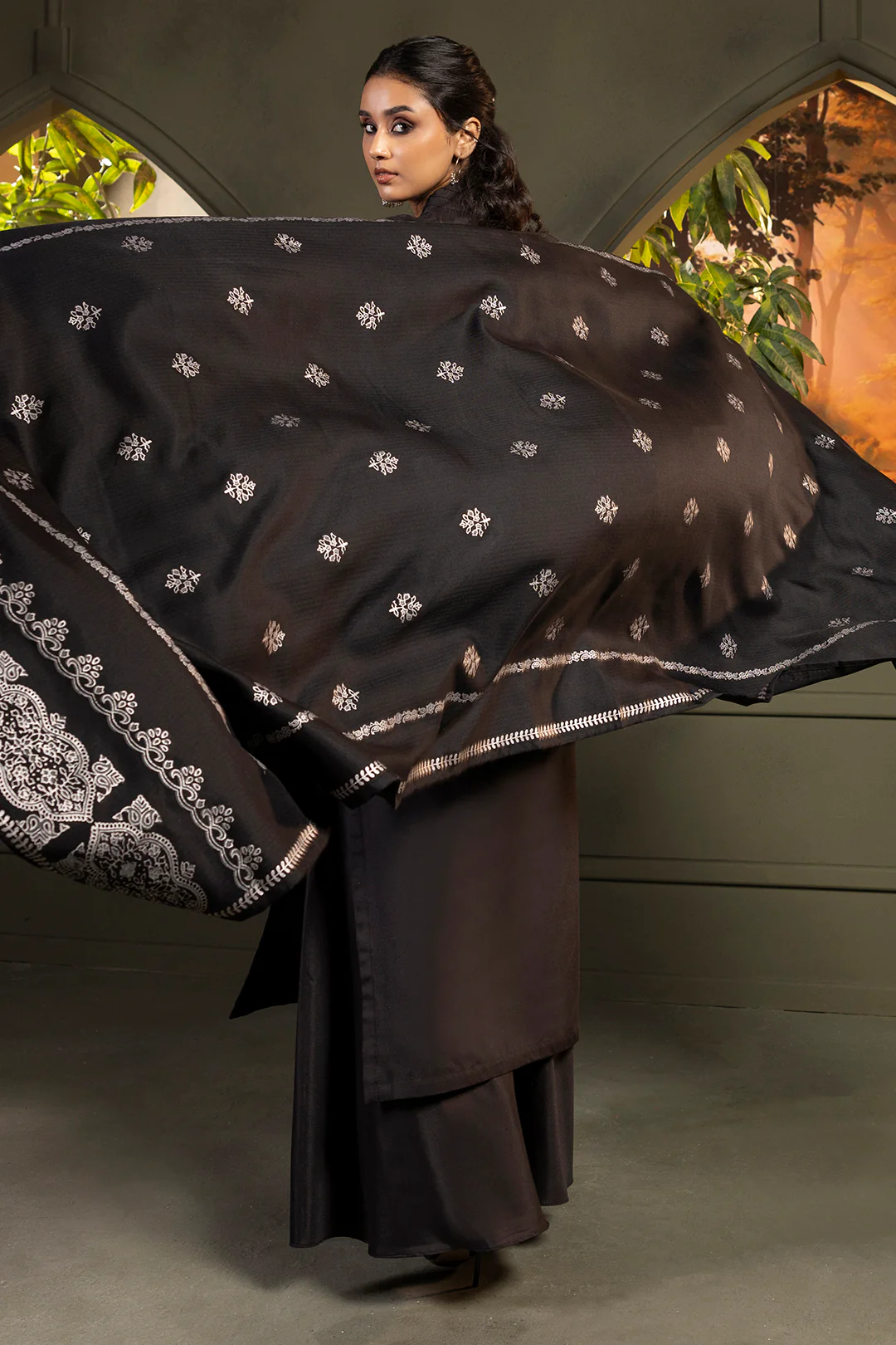Shawl - 0001 - Image 8