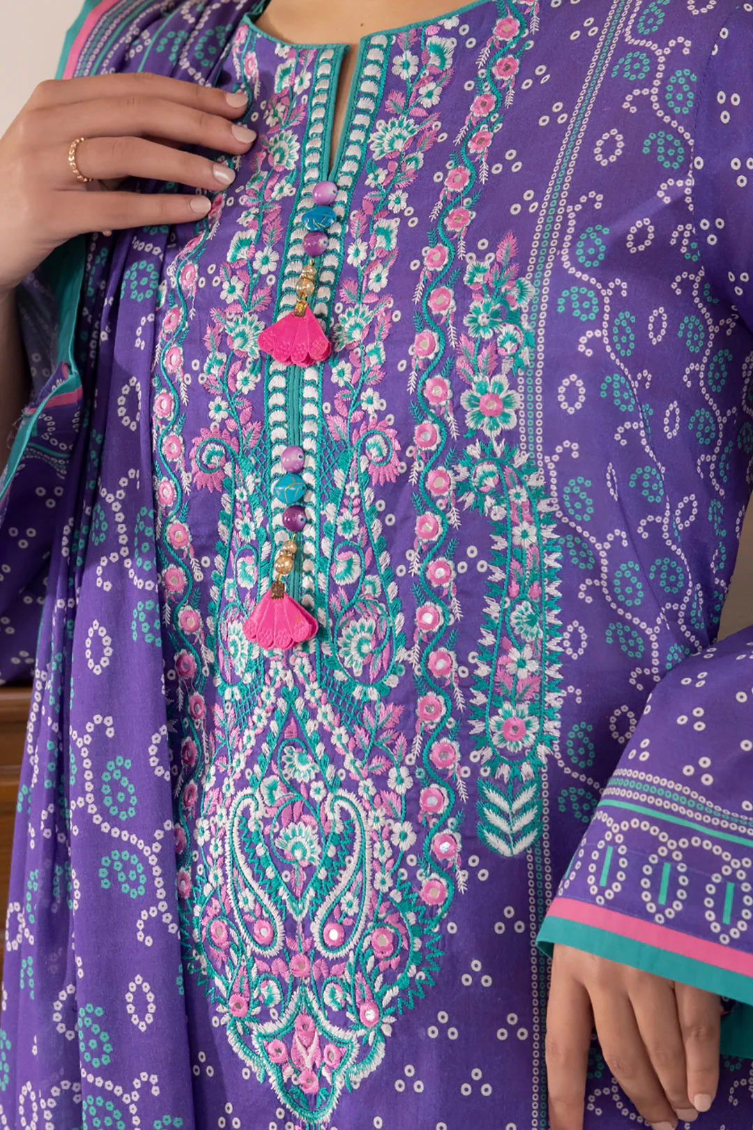 Embroidered Shirt Dupatta - 1028 - Image 4