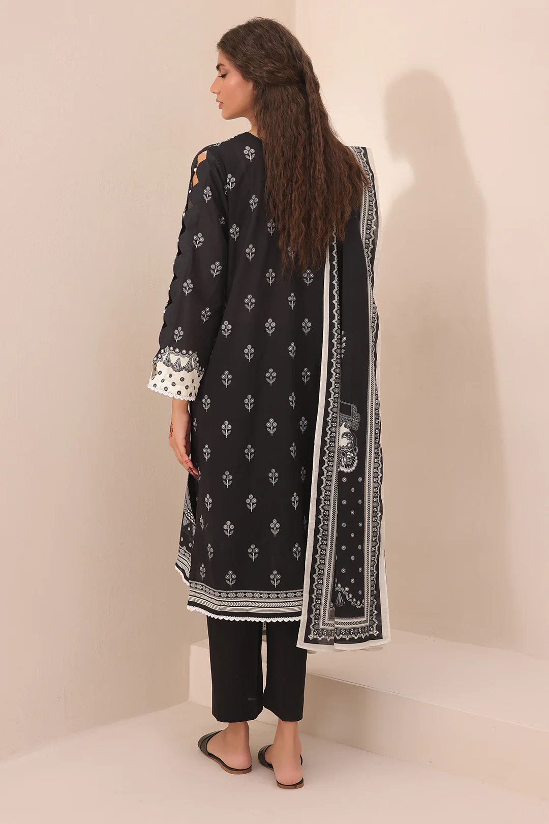 Embroidered Shirt Dupatta - 1499 - Image 4