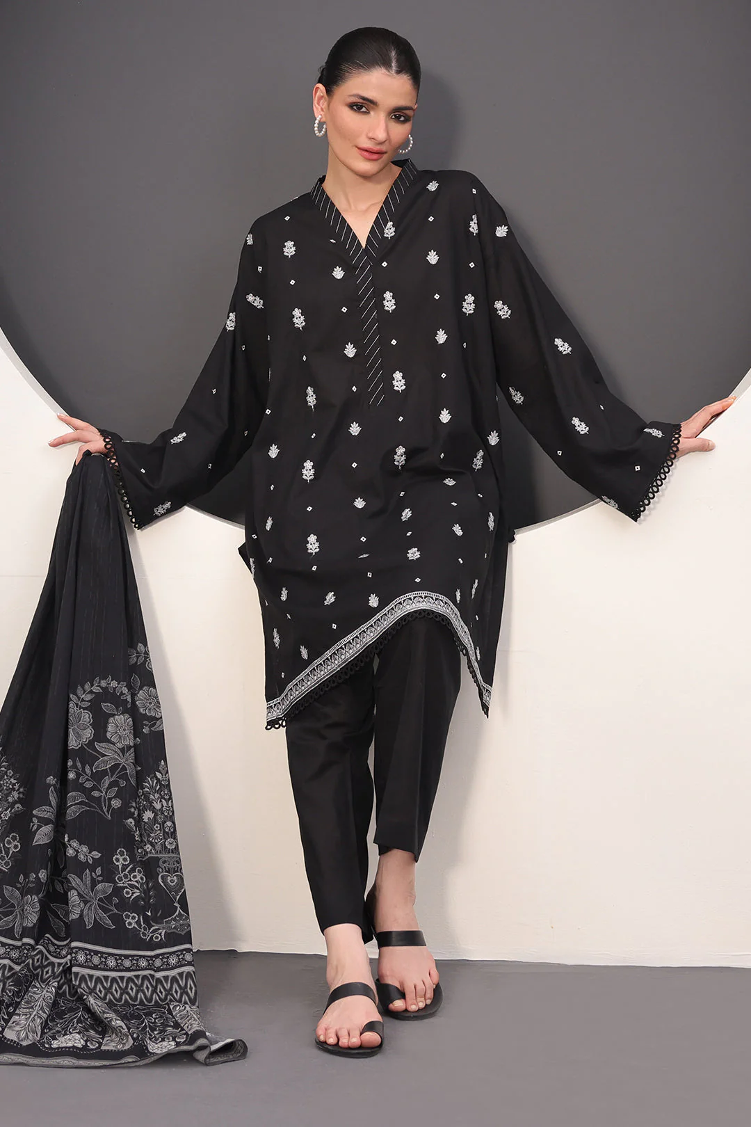 Embroidered Shirt Dupatta - 1500 - Image 3