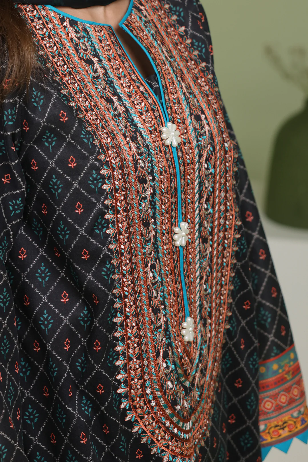 Embroidered Shirt Dupatta - 1689 - Image 4