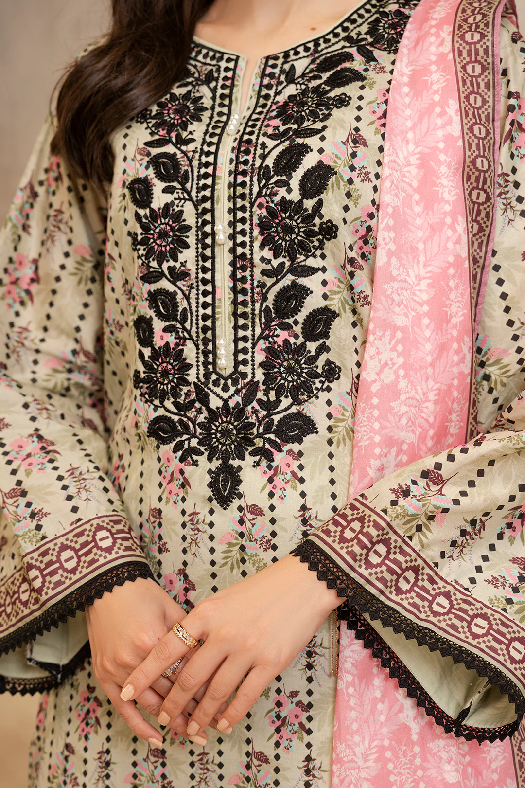 Embroidered Shirt Dupatta - 0103 - Image 3
