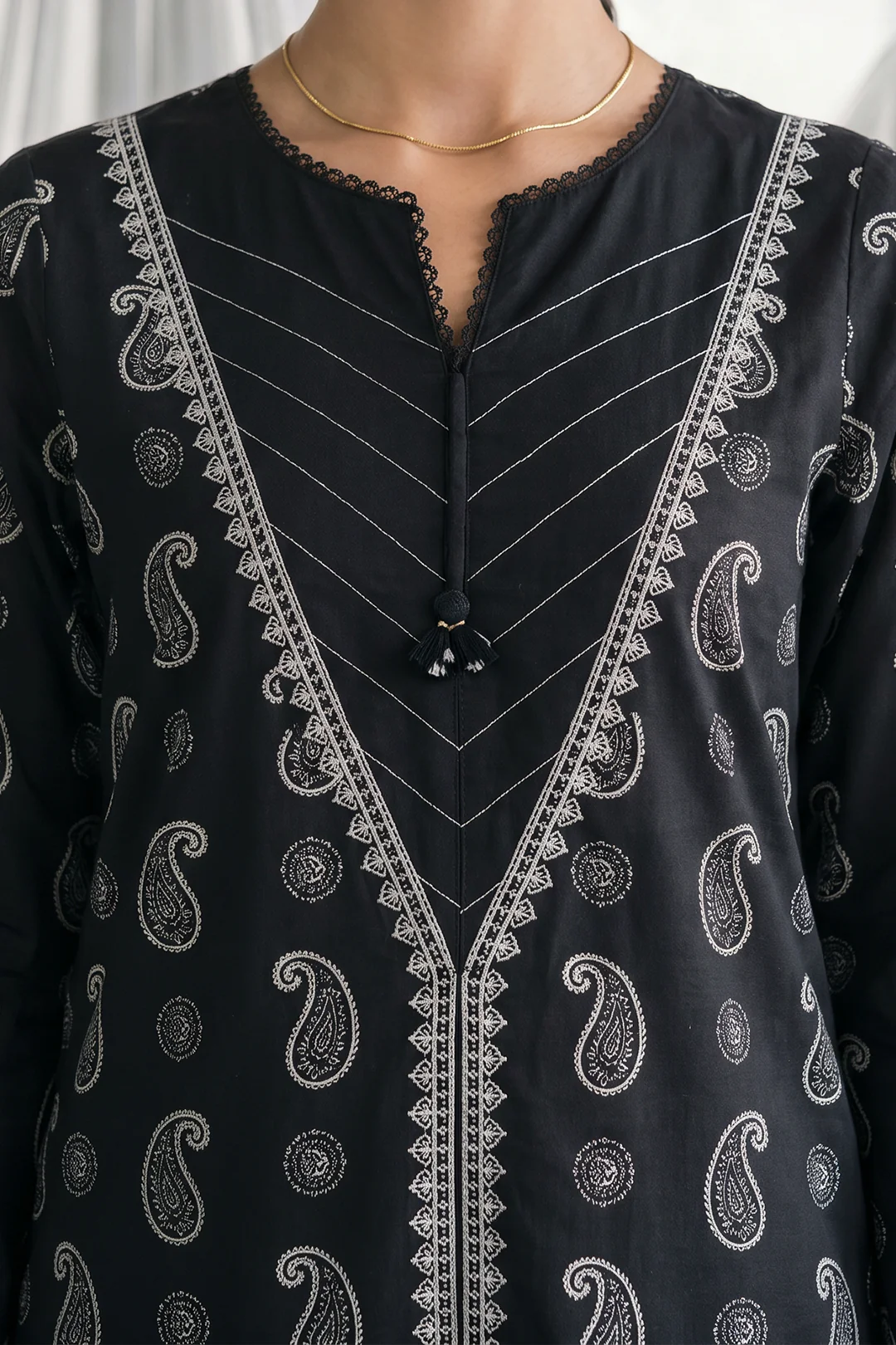 Embroidered Shirt Dupatta - 1068 - Image 4
