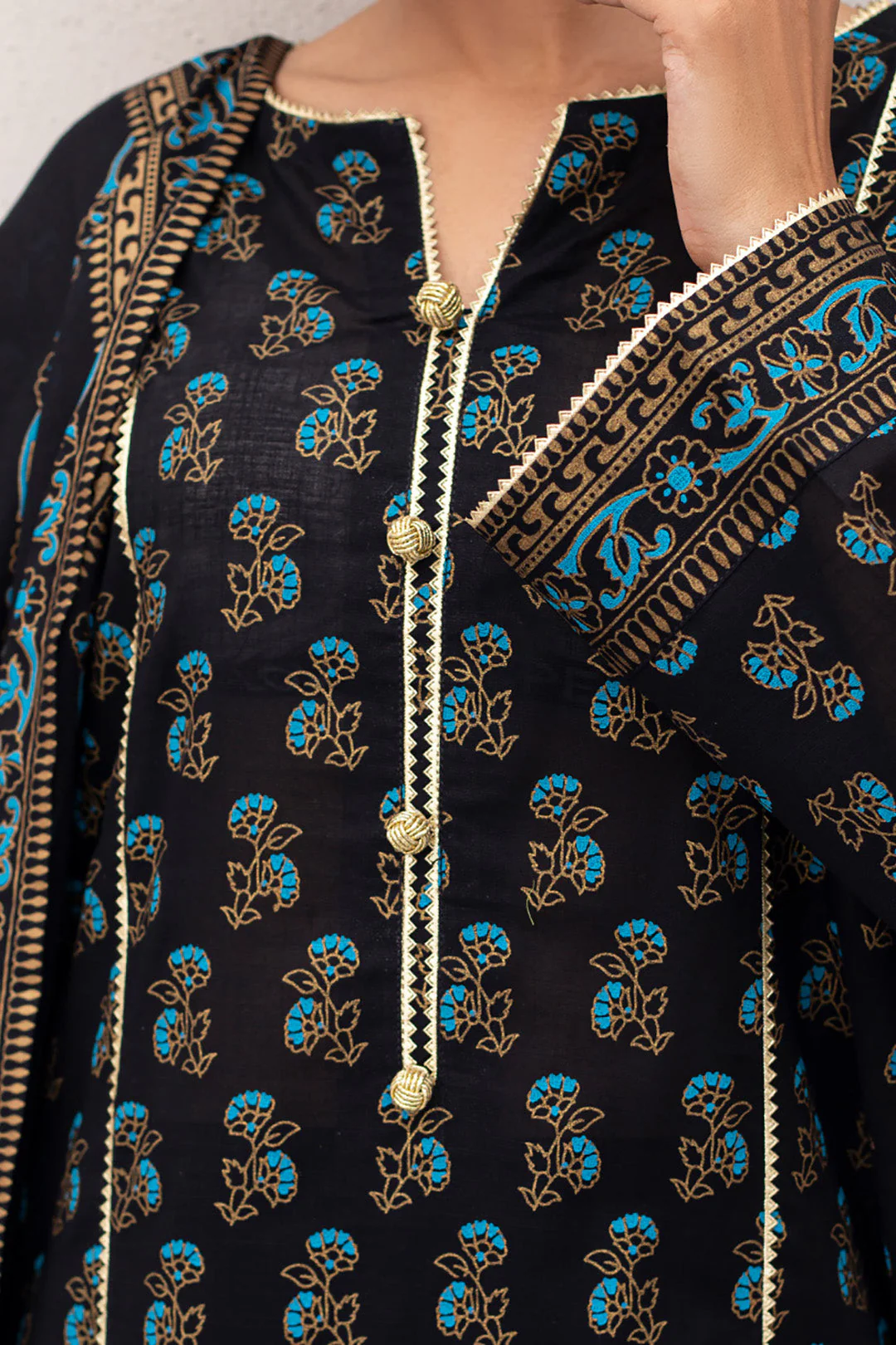 Embroidered Shirt Shalwar Dupatta - 0200 - Image 4