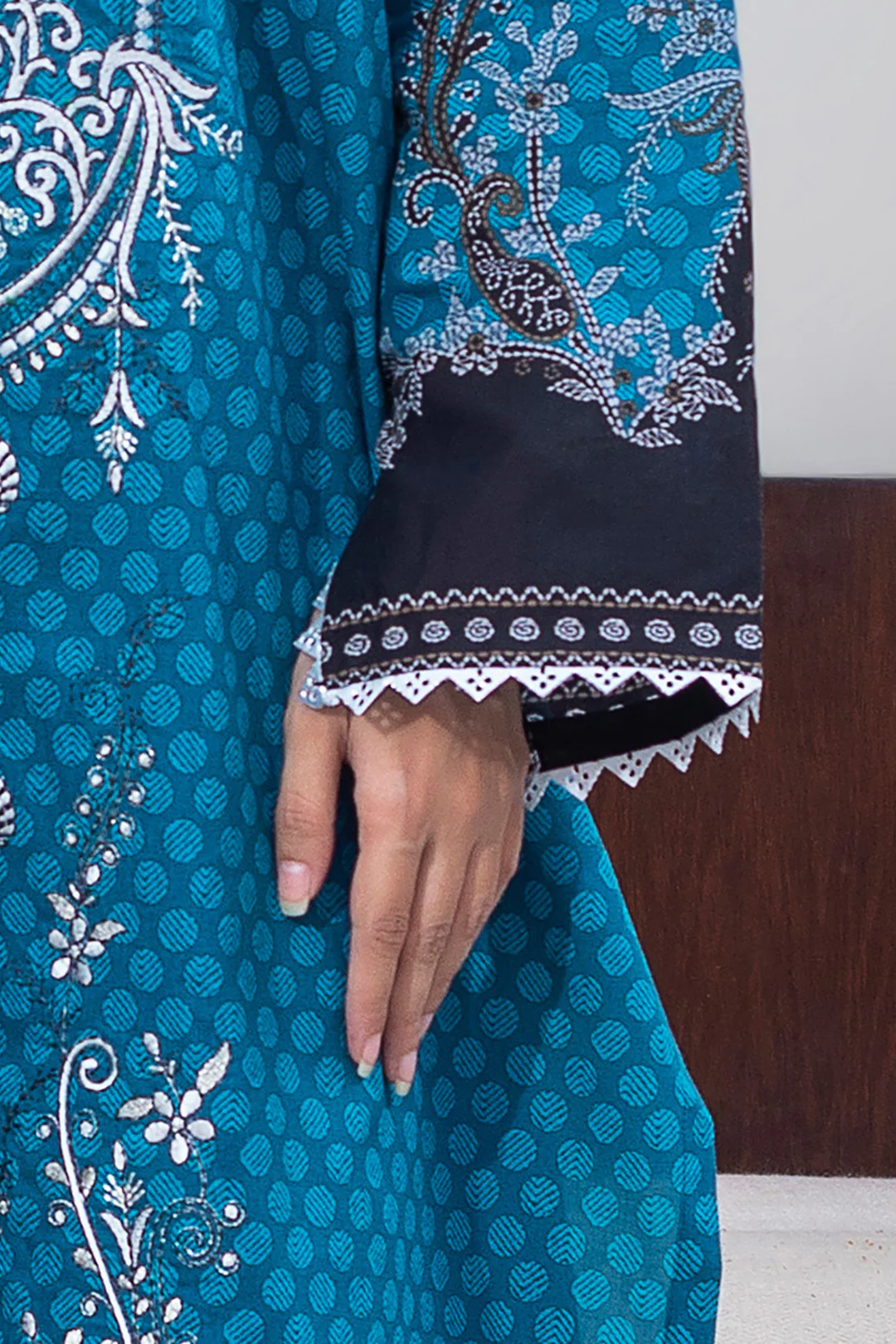 Embroidered Shirt Shalwar Dupatta - 0641 - Image 3