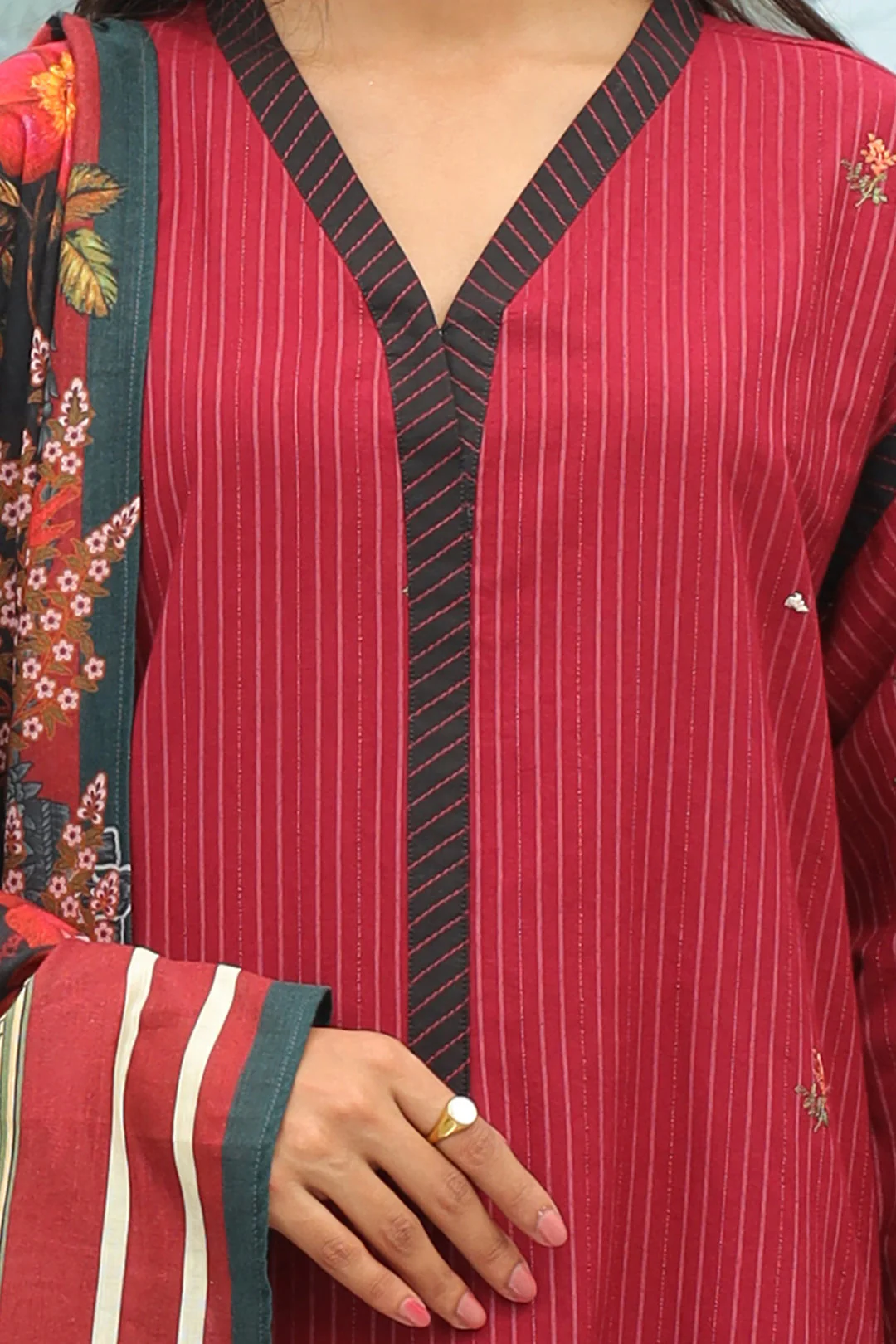 Embroidered Shirt Shalwar Dupatta - 0841 - Image 4