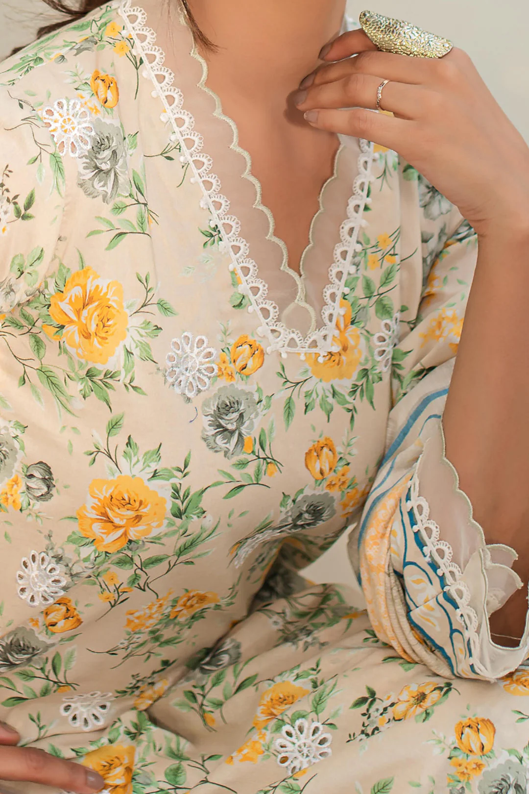 Embroidered Shirt Shalwar Dupatta - 1256 - Image 4