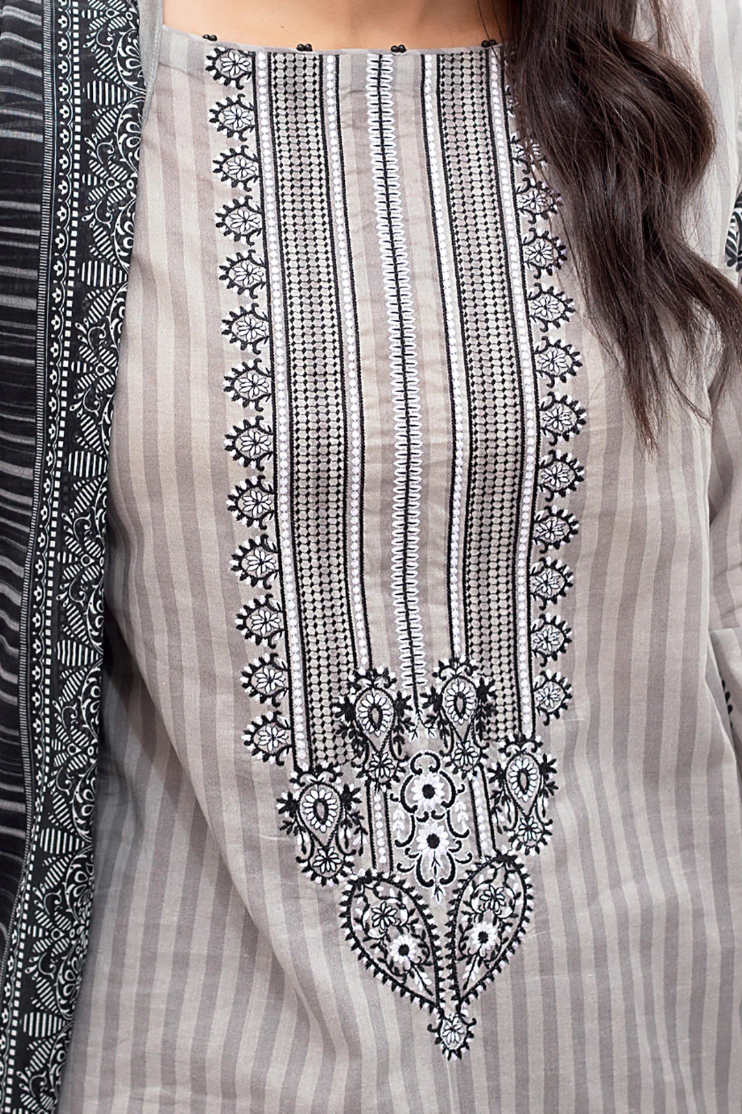 Embroidered Shirt Shalwar Dupatta - 0691 - Image 4