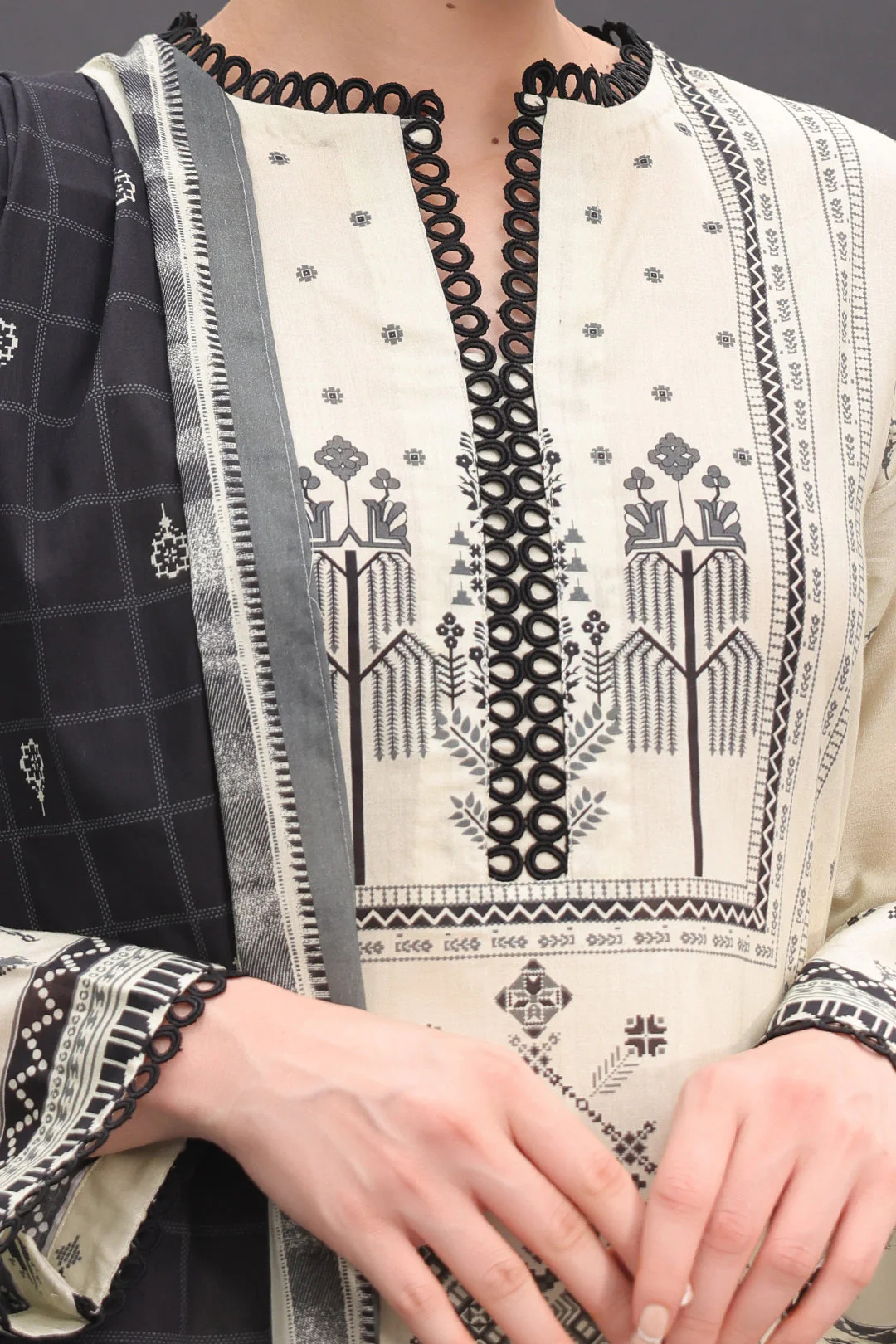 Shirt Shalwar Dupatta - 1520 - Image 4