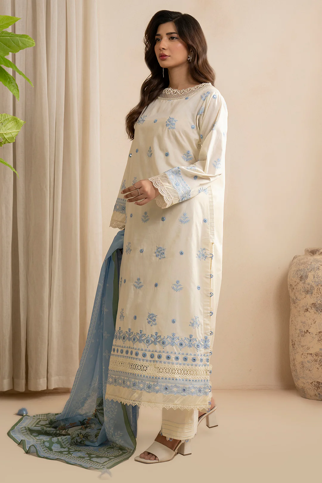 Embroidered Shirt Shalwar Dupatta - 0601 - Image 4