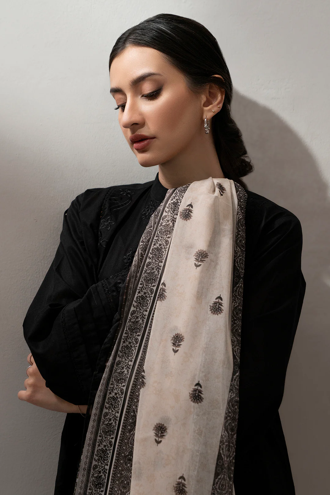 Embroidered Shirt Shalwar Dupatta - 0684 - Image 2