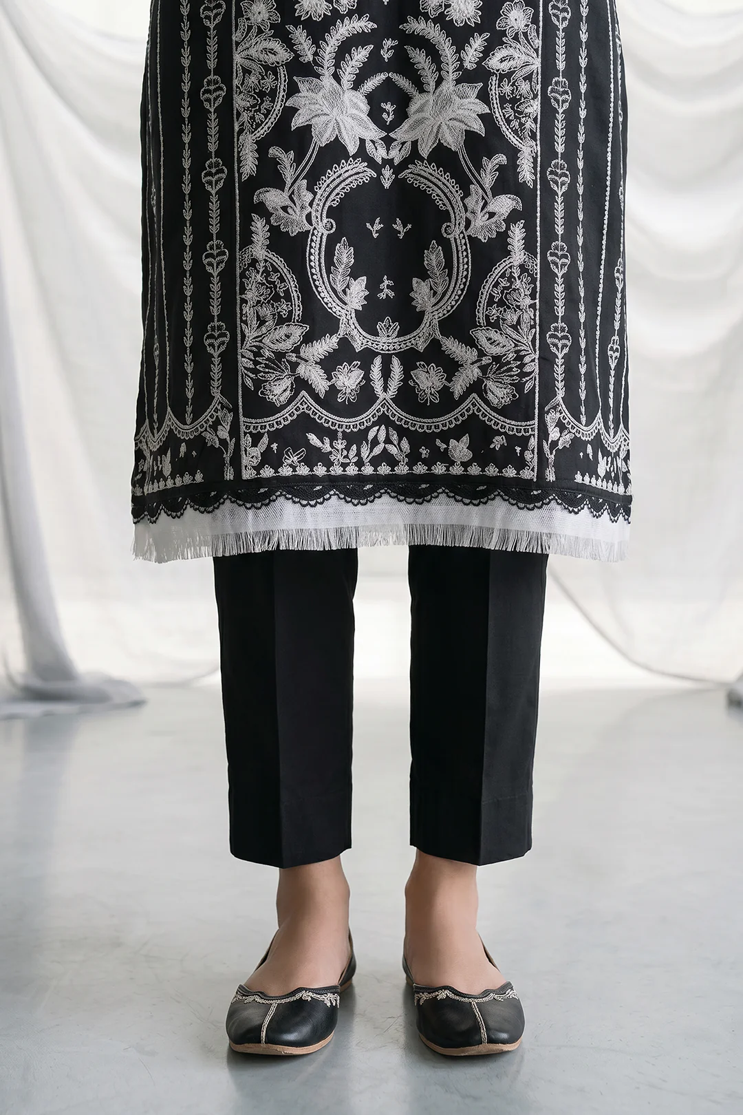Embroidered Shirt Shalwar Dupatta - 1168 - Image 4
