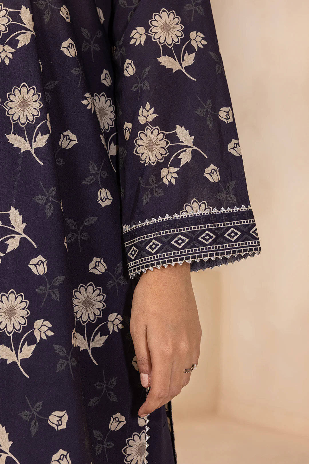Shirt Shalwar Dupatta - 0538 - Image 4