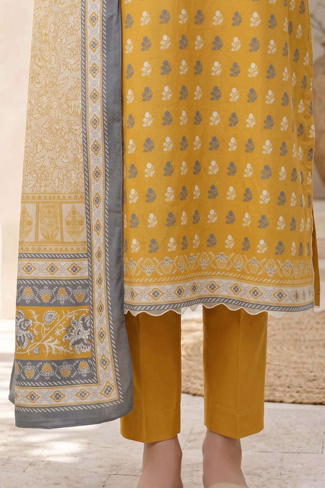 Shirt Shalwar Dupatta - 8062 - Image 4