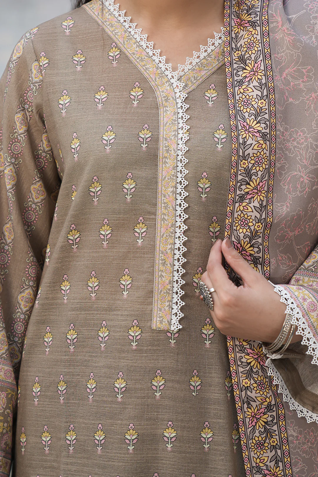 Shirt Shalwar Shawl - 0383 - Image 4