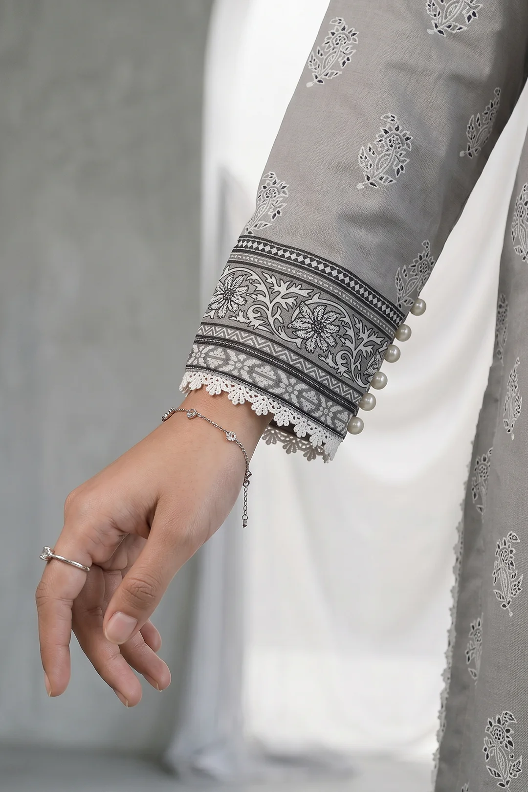 Embroidered Shirt Shalwar - 0933 - Image 5