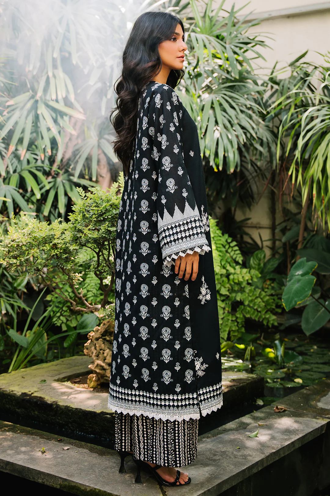 Embroidered Shirt Shalwar - 0268 - Image 8