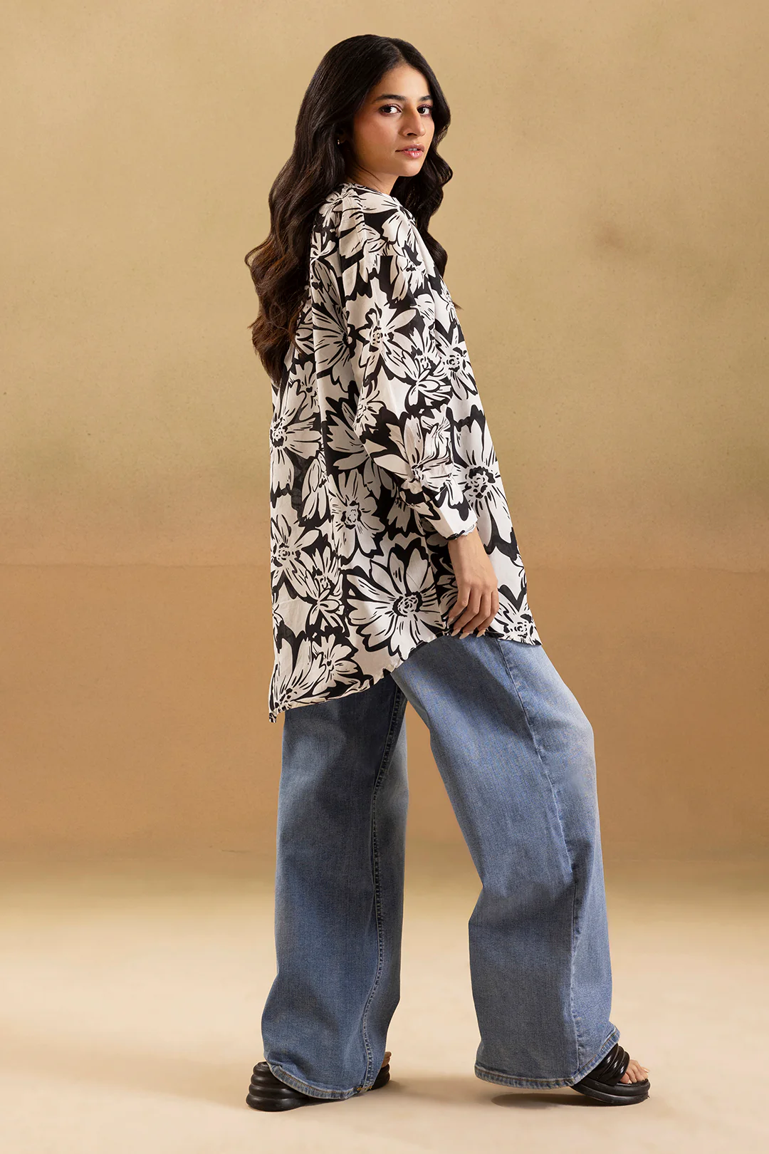 Shirt - 1361 - Image 11