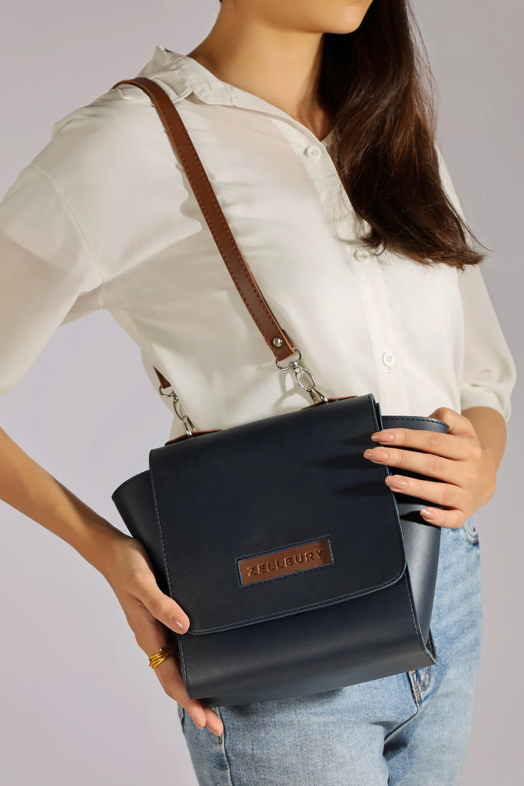 Shoulder Bag - E070 - Image 3