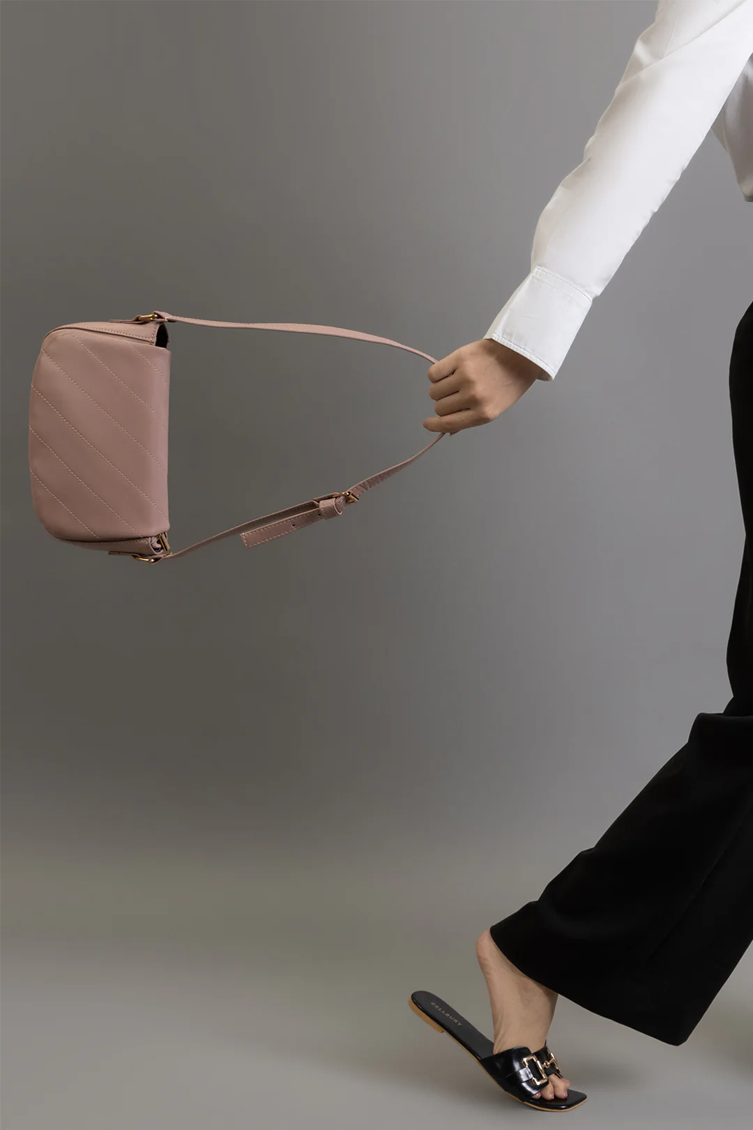 Shoulder Bags - E235 - Image 16