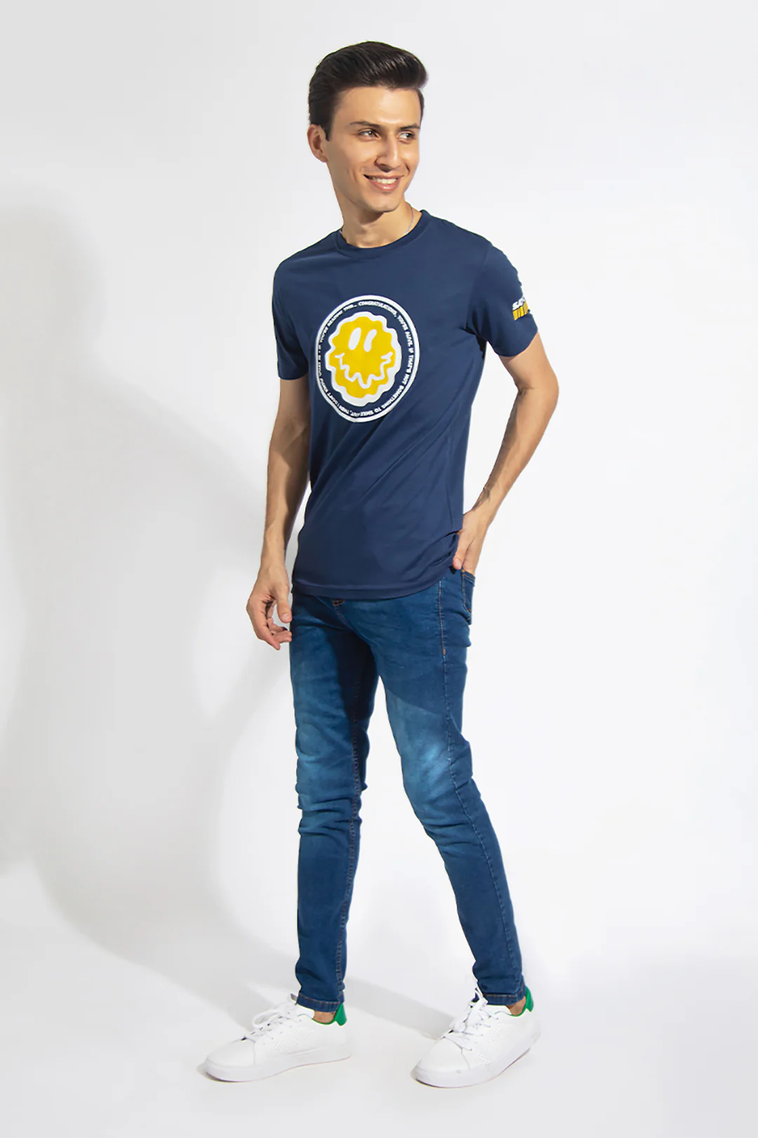 Graphic T-shirt - 2004 - Image 3
