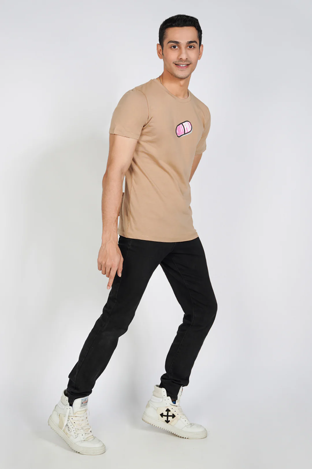 Graphic T-shirt - 2016 - Image 3
