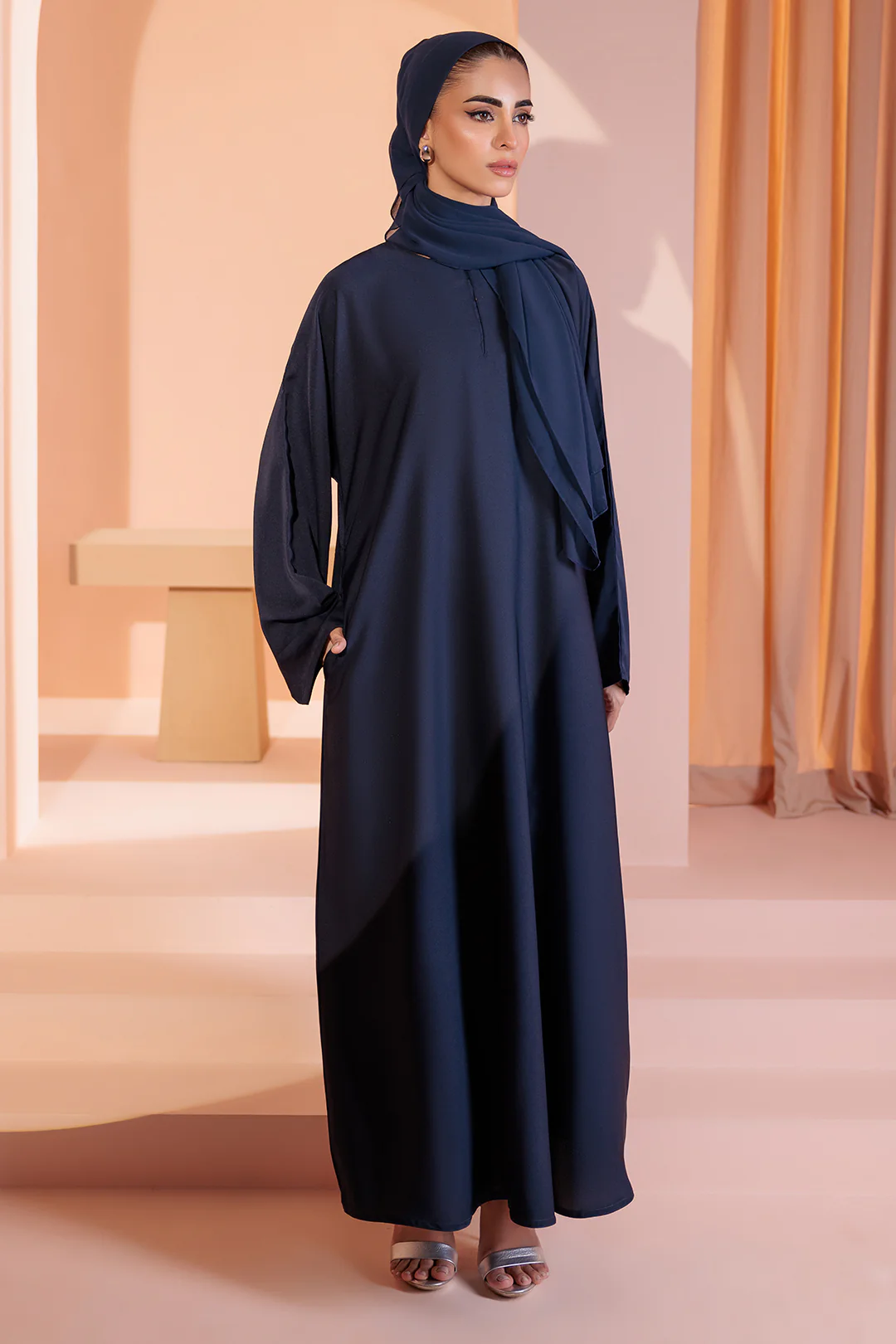 Single Button Plain Abaya with Pocket - 5002 - Image 7