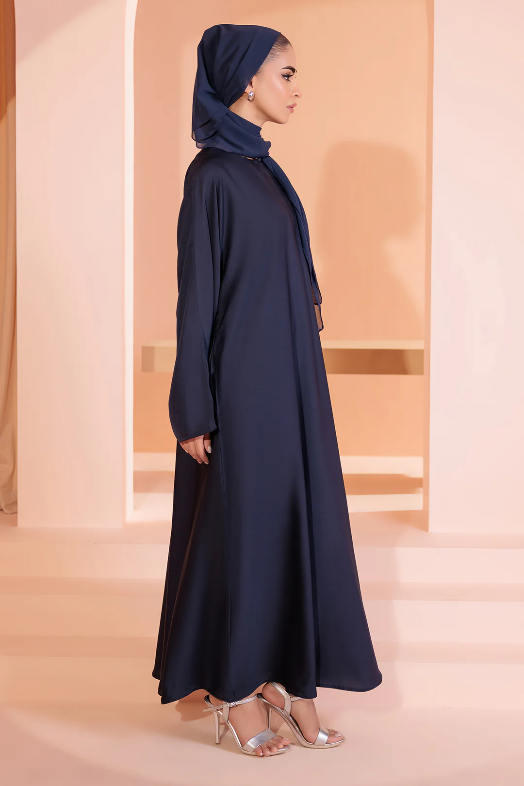 Single Button Plain Abaya with Pocket - 5002 - Image 9