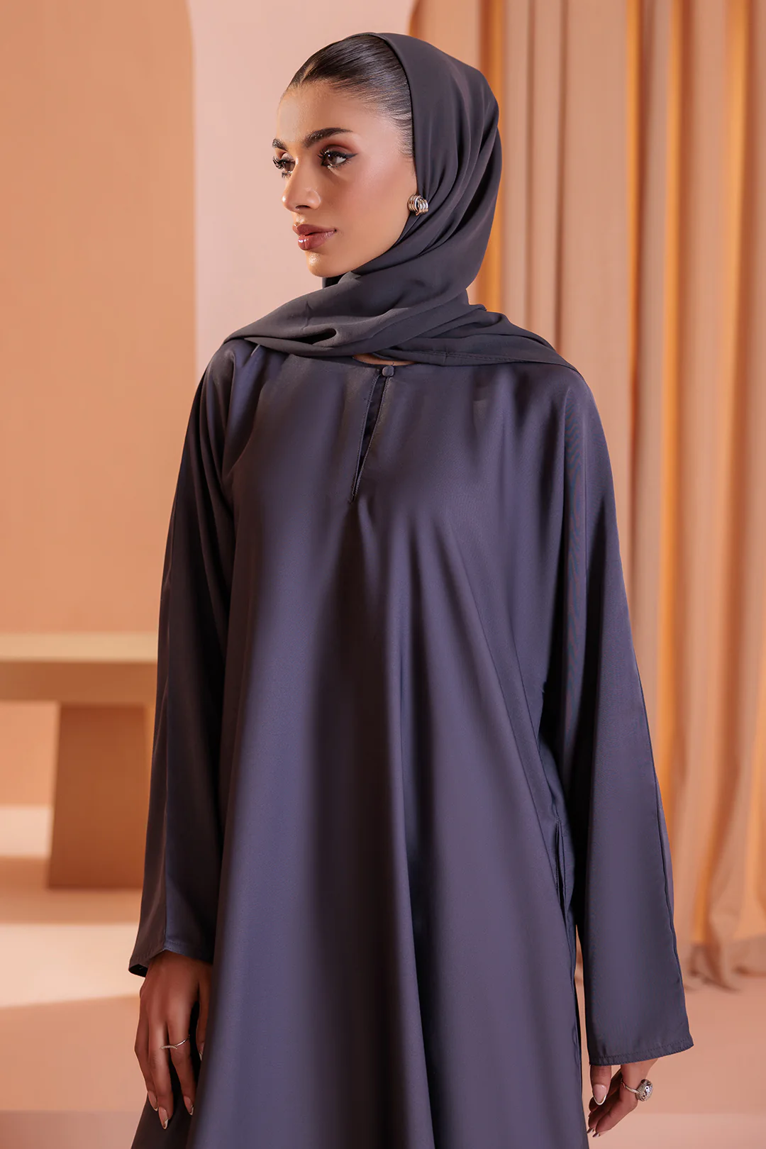 Single Button Plain Abaya with Pocket - 5003 - Image 6