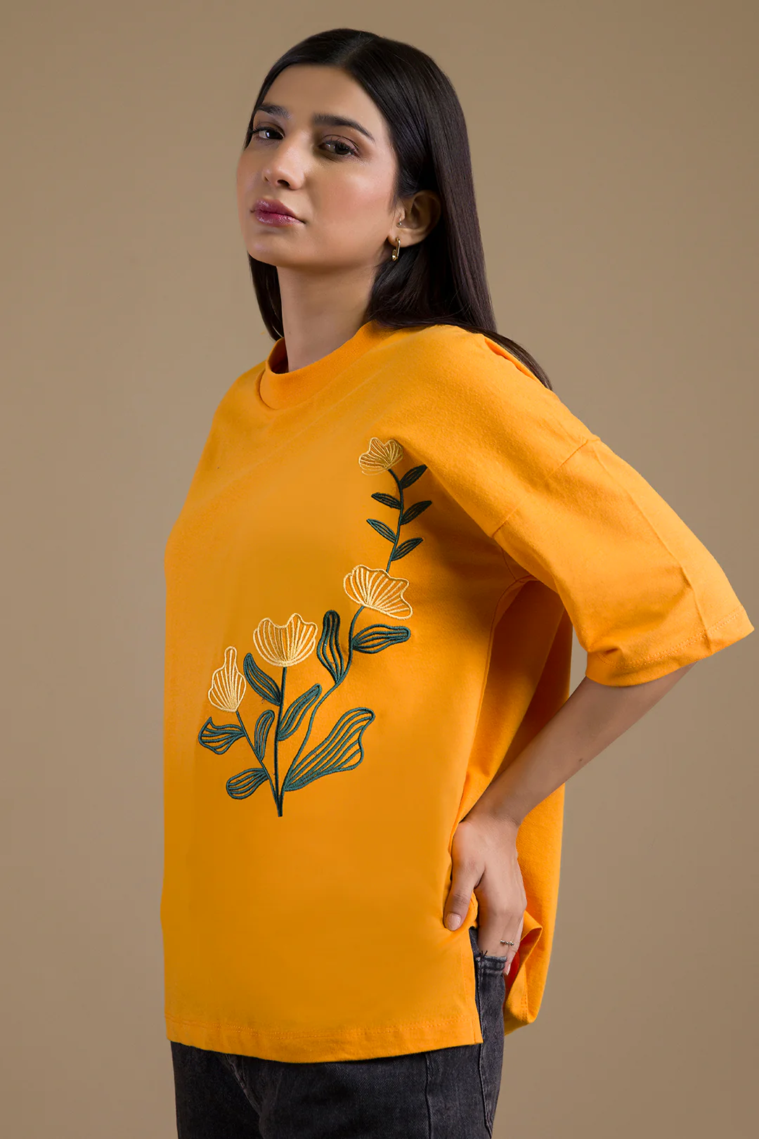 Oversized Graphic T-Shirt - 5077 - Image 3