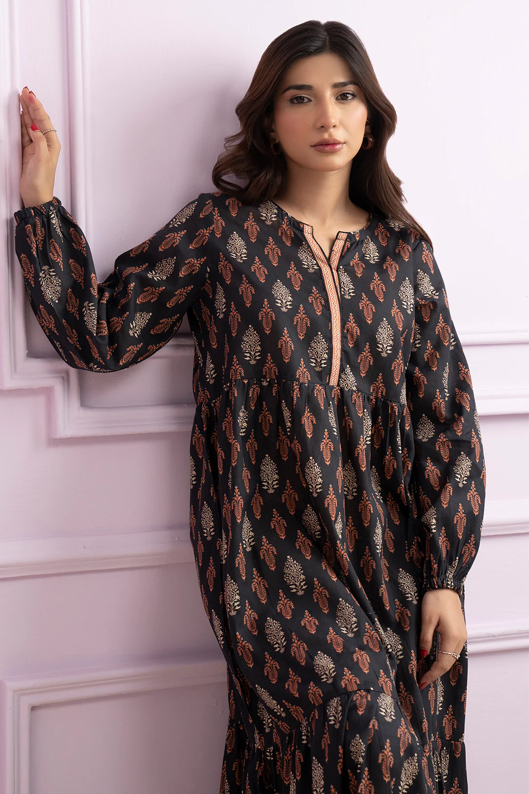Tunics - 1962 - Image 2