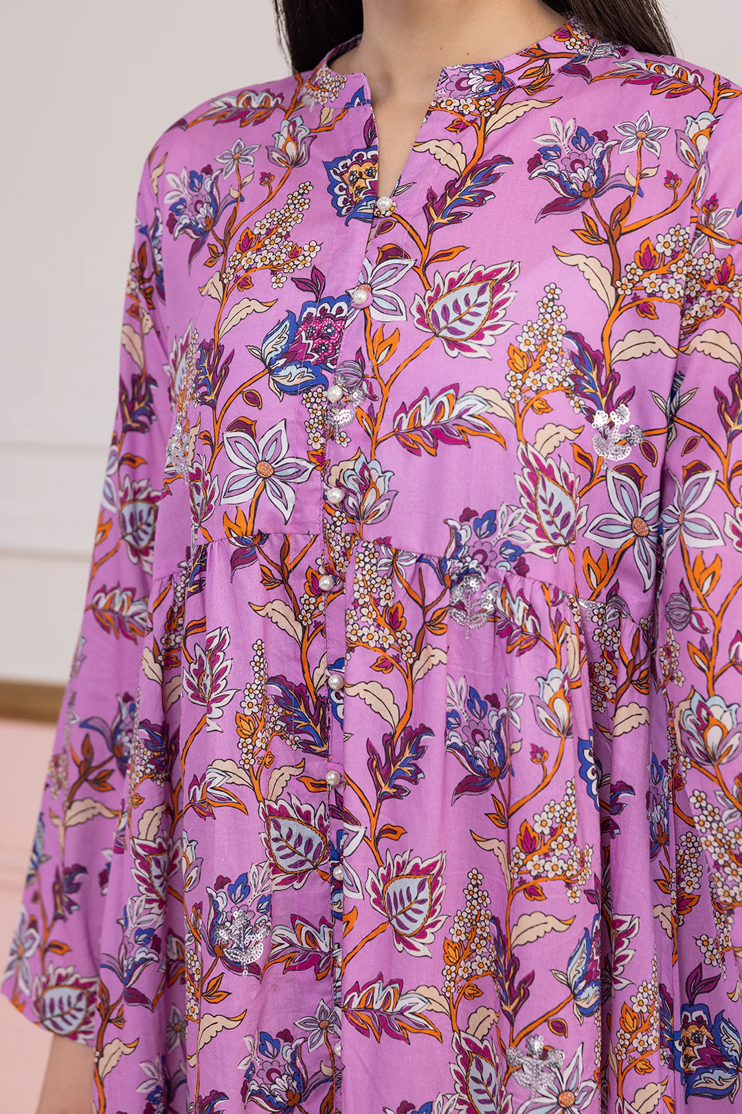 Tunics - 1963 - Image 7