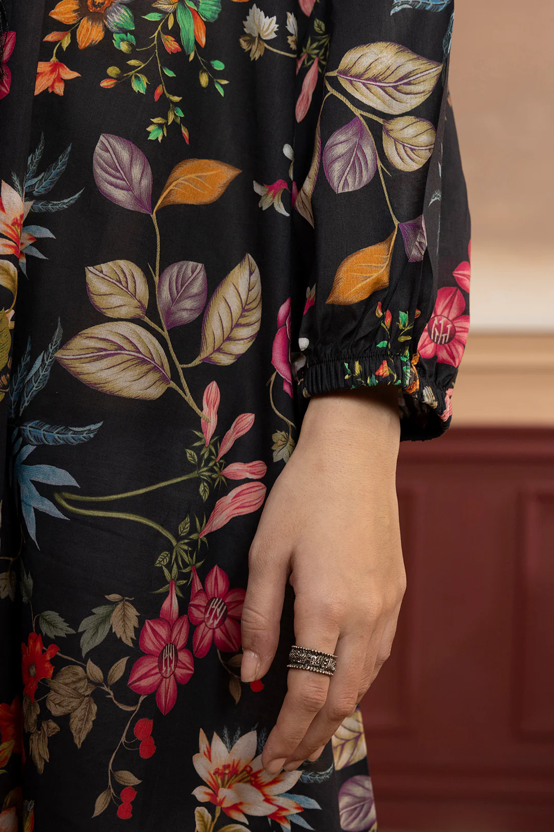 Tunics - 2033 - Image 4
