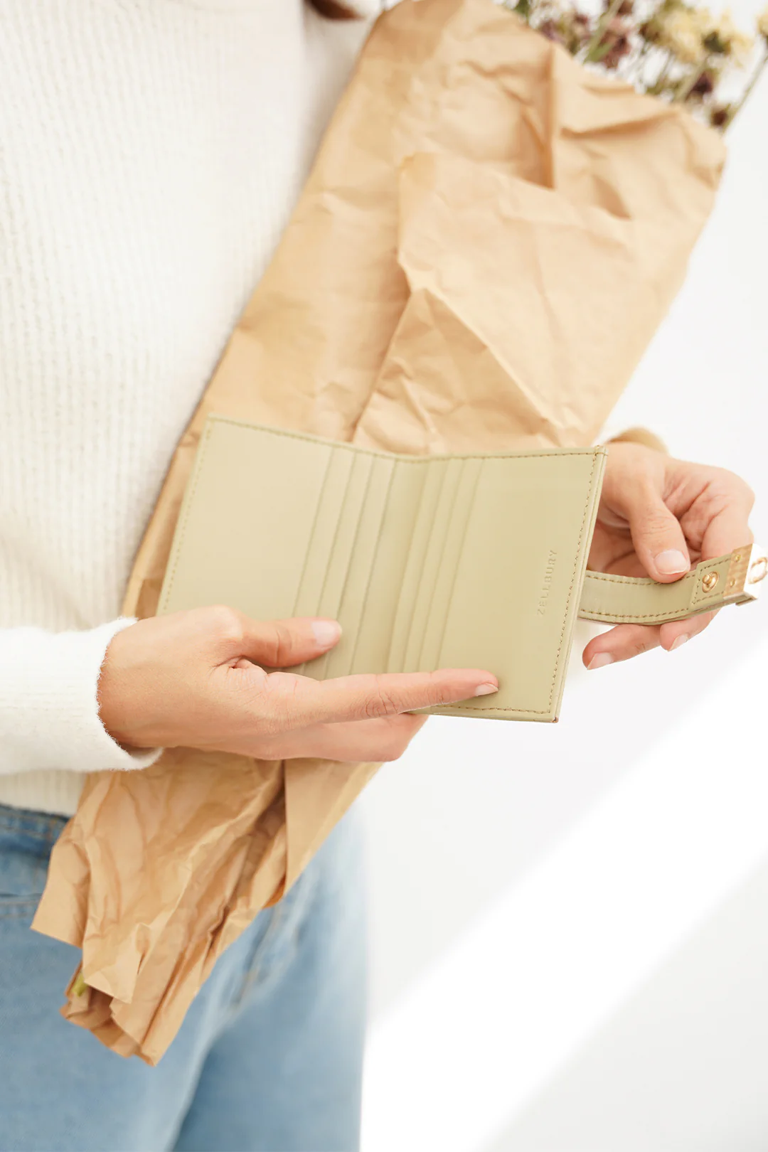 Wallets - E196 - Image 14